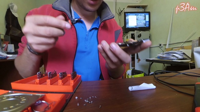 Что внутри жесткого диска?