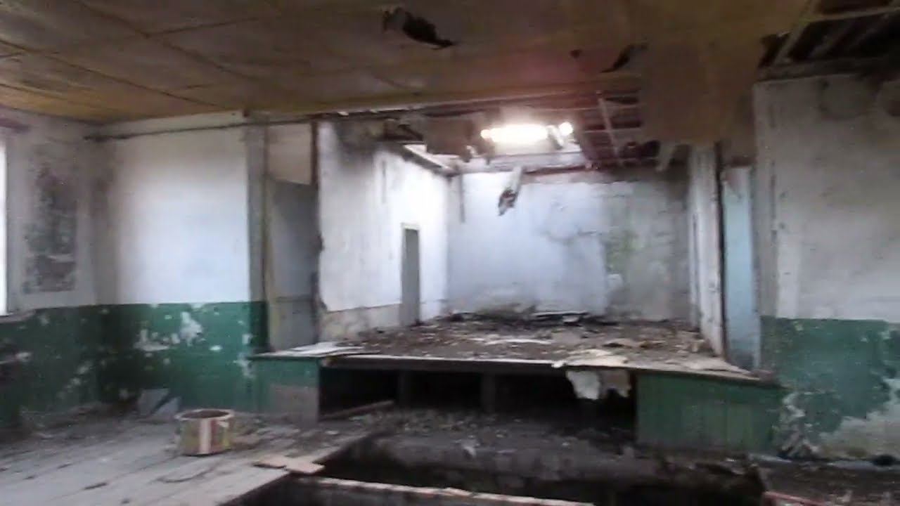 Заброшенный Михаило-Архангельский храм в Гривках. Турковский район.