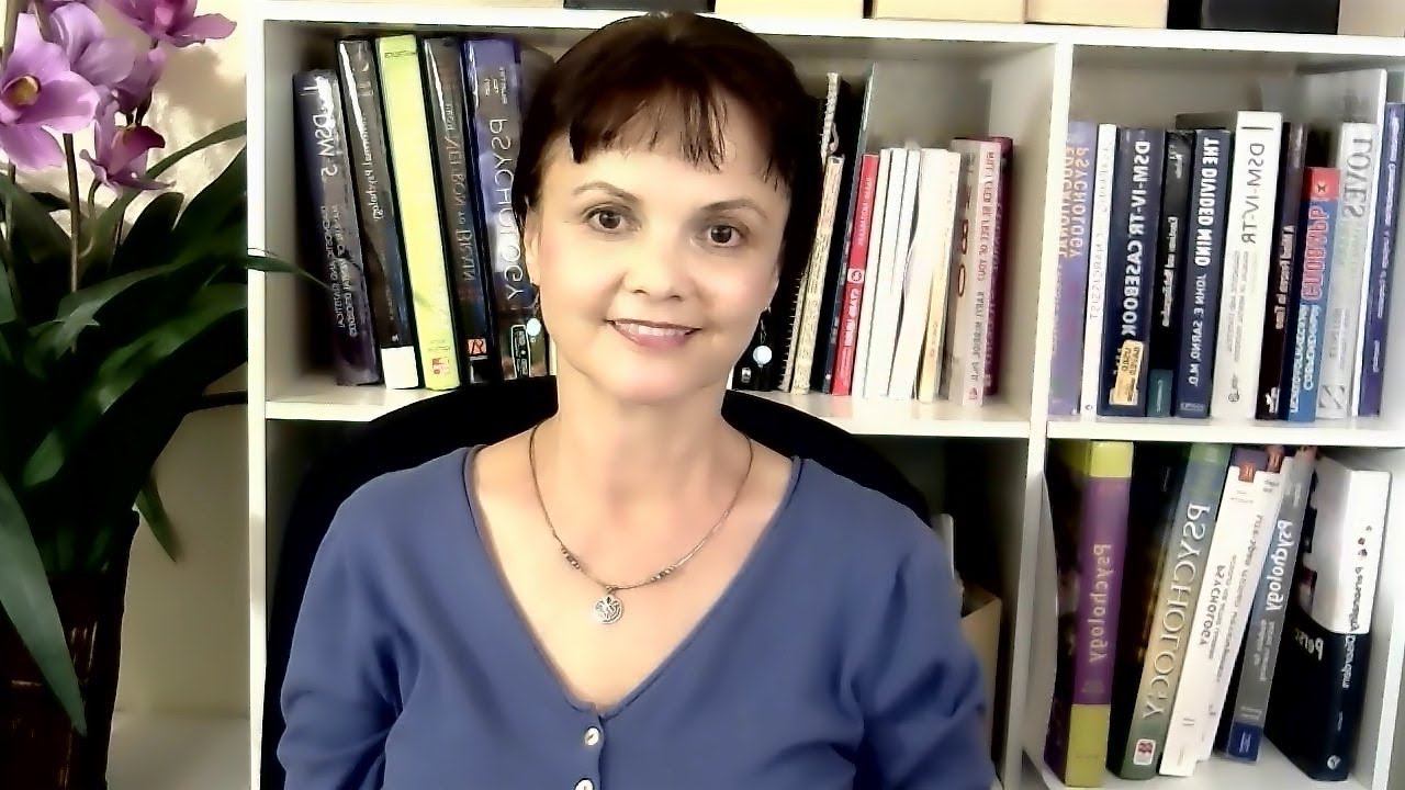 В кризисном центре меня оскорбляли и называли тряпкой * Видео 13 декабря 2017