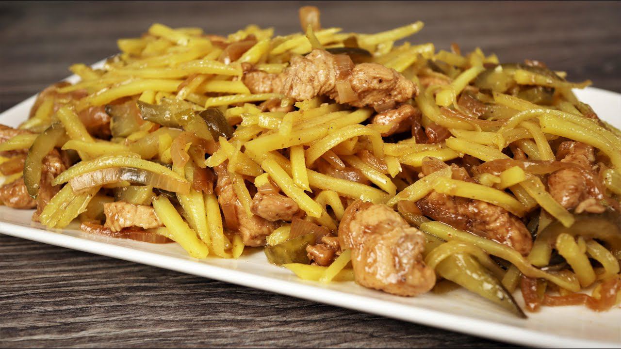 Необычный и ОЧЕНЬ ВКУСНЫЙ салат с мясом! Чем больше ешь, тем больше хочется!!