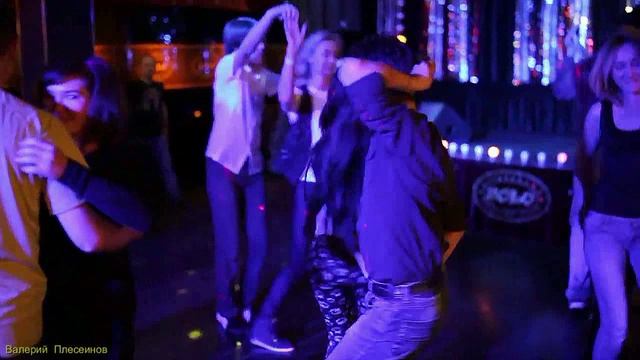 Евгений Коновалов - Фиалка алая..mp4