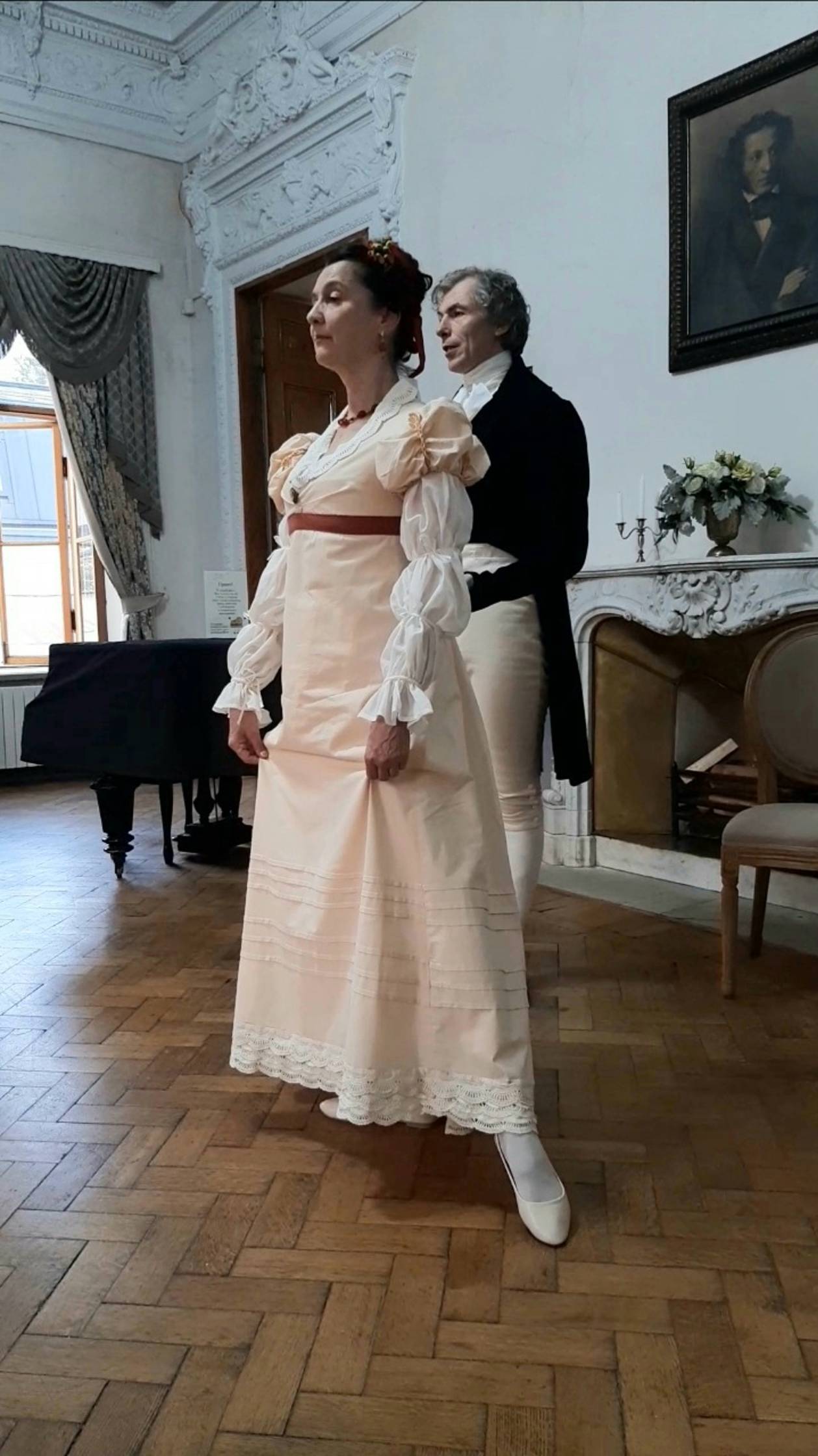 Воспитание дворян Пушкинской эпохи - про поклоны...