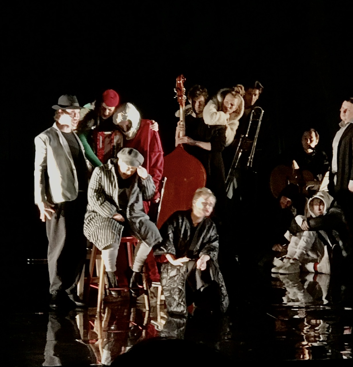 Фестиваль ВСТРЕЧИ В РОССИИ-22: из спектакля "Зощенко. Зощенко. Зощенко" (3)