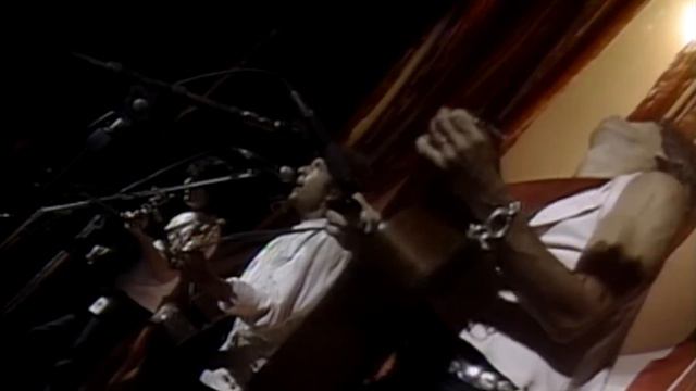 Bob Dylan, Keith Richards, Ron Wood - Blowin' In The Wind (Live Aid 1985)