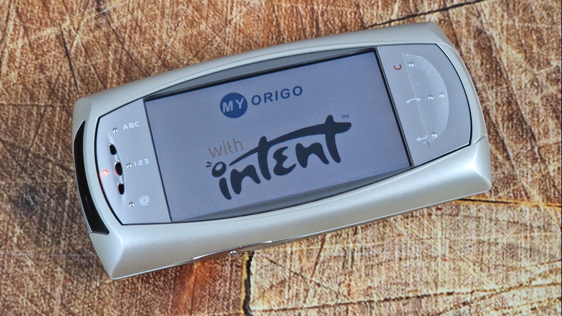 MyOrigo MyDevice: iPhone из 2003 года – ретроспектива!