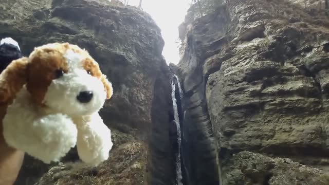 Экскурсия на Чегемские водопады. Красота Чегемской теснины. Джип туры по Кавказу. Йога туры.